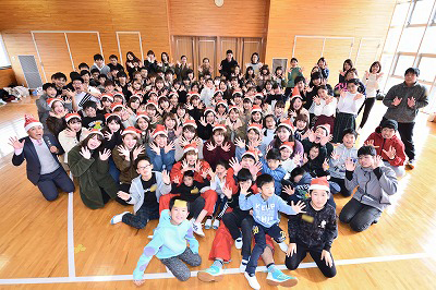写真：交流会終了後全員で記念撮影