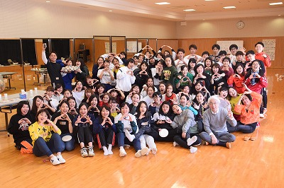 沖縄県人会の集合写真