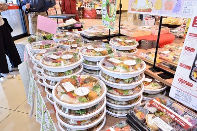 お弁当の写真