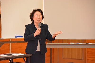 講師による講演の様子