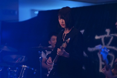 写真：白梅祭。企画。軽音楽部