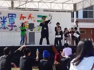 写真：カラオケ大会の様子
