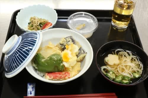写真:提供された天ぷらお膳