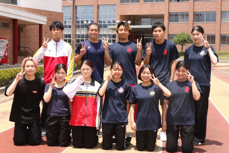 写真：陸上競技部員の集合写真