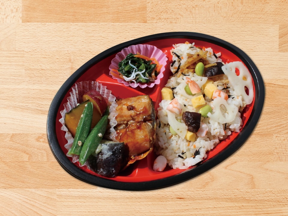 2015年 最優秀賞(寿司部門) 20品目の華咲きちらし弁当