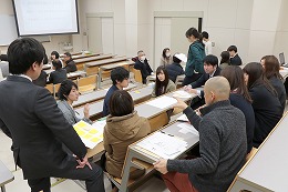 里親・里子支援サークル活動報告会の写真