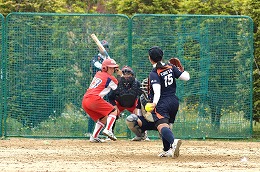 女子ソフトボール部の写真