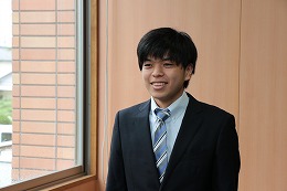 生命保険協会介護福祉士奨学金授与式の写真