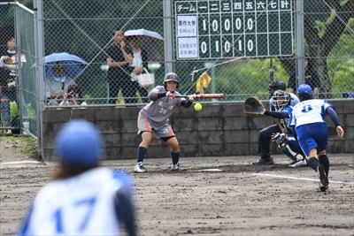 女子ソフトボール部の写真