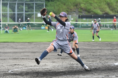 女子ソフトボール部の写真